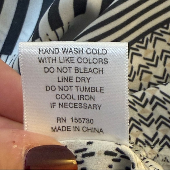 Rose And Olive Plus Button Up Top Womens 1X Neutral Patchwork Business Casual - Picture 10 of 10